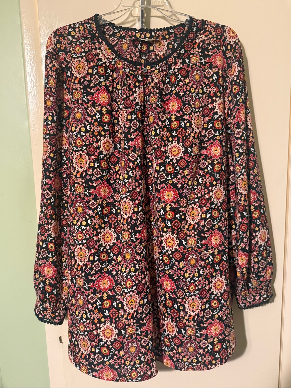 Loft Plus Women’s Long Sleeve Blouse